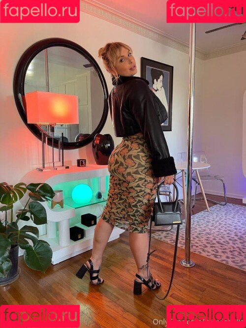 Ivy Lebelle Onlyfans Photo Gallery 