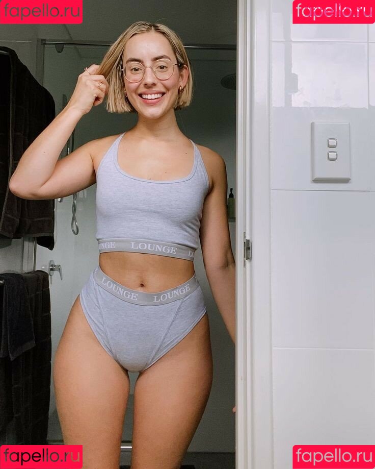 Madalin Giorgetta Onlyfans Photo Gallery 