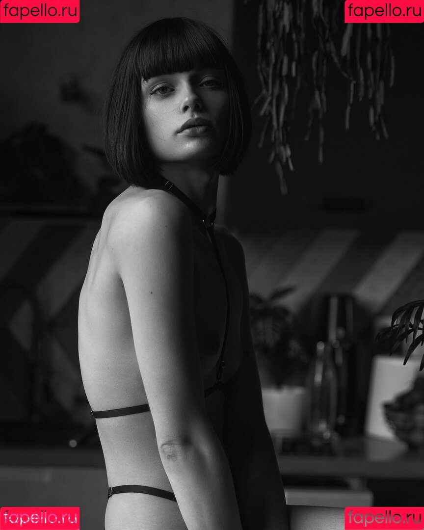 Marie Grippon Onlyfans Photo Gallery 