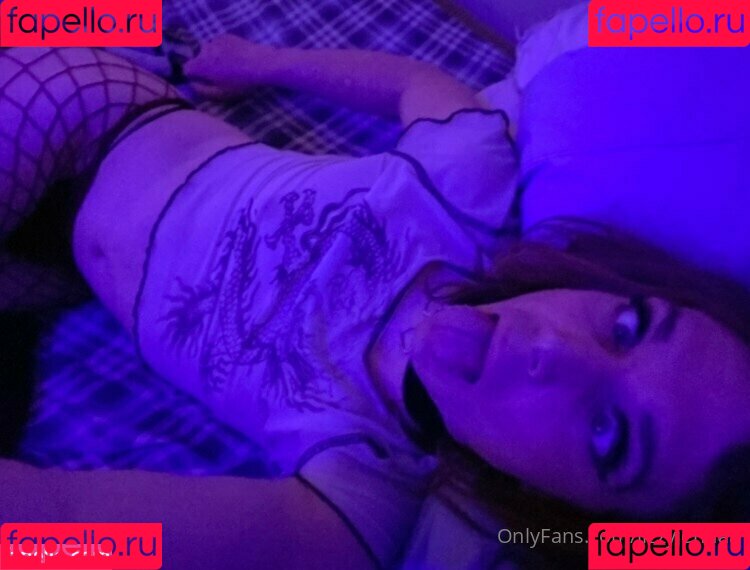 jizzyjennaa Onlyfans Photo Gallery 