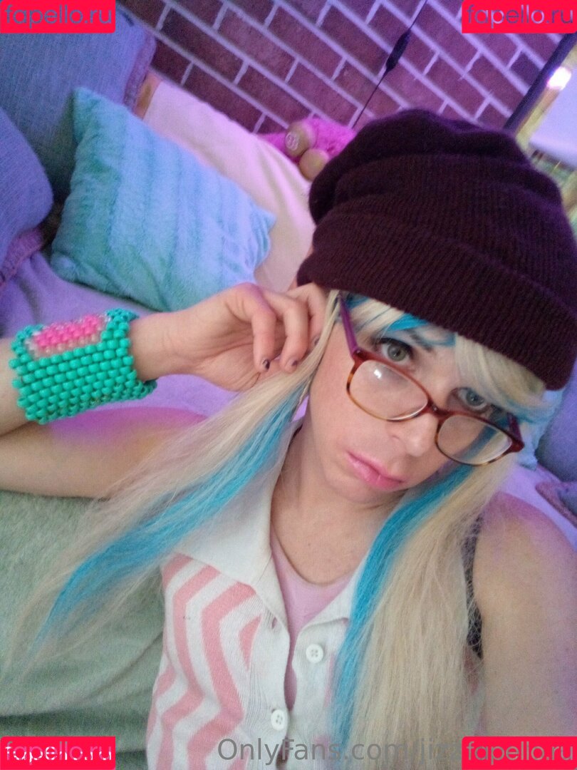 jizzyjennaa Onlyfans Photo Gallery 