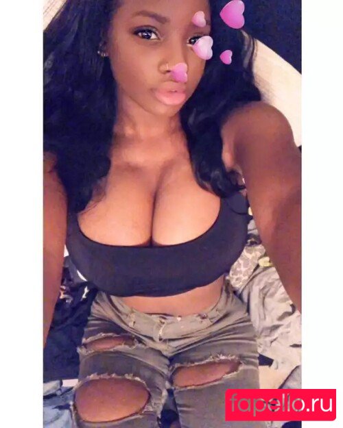 Itstaviaa Onlyfans Photo Gallery 