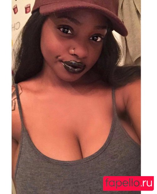 Itstaviaa Onlyfans Photo Gallery 