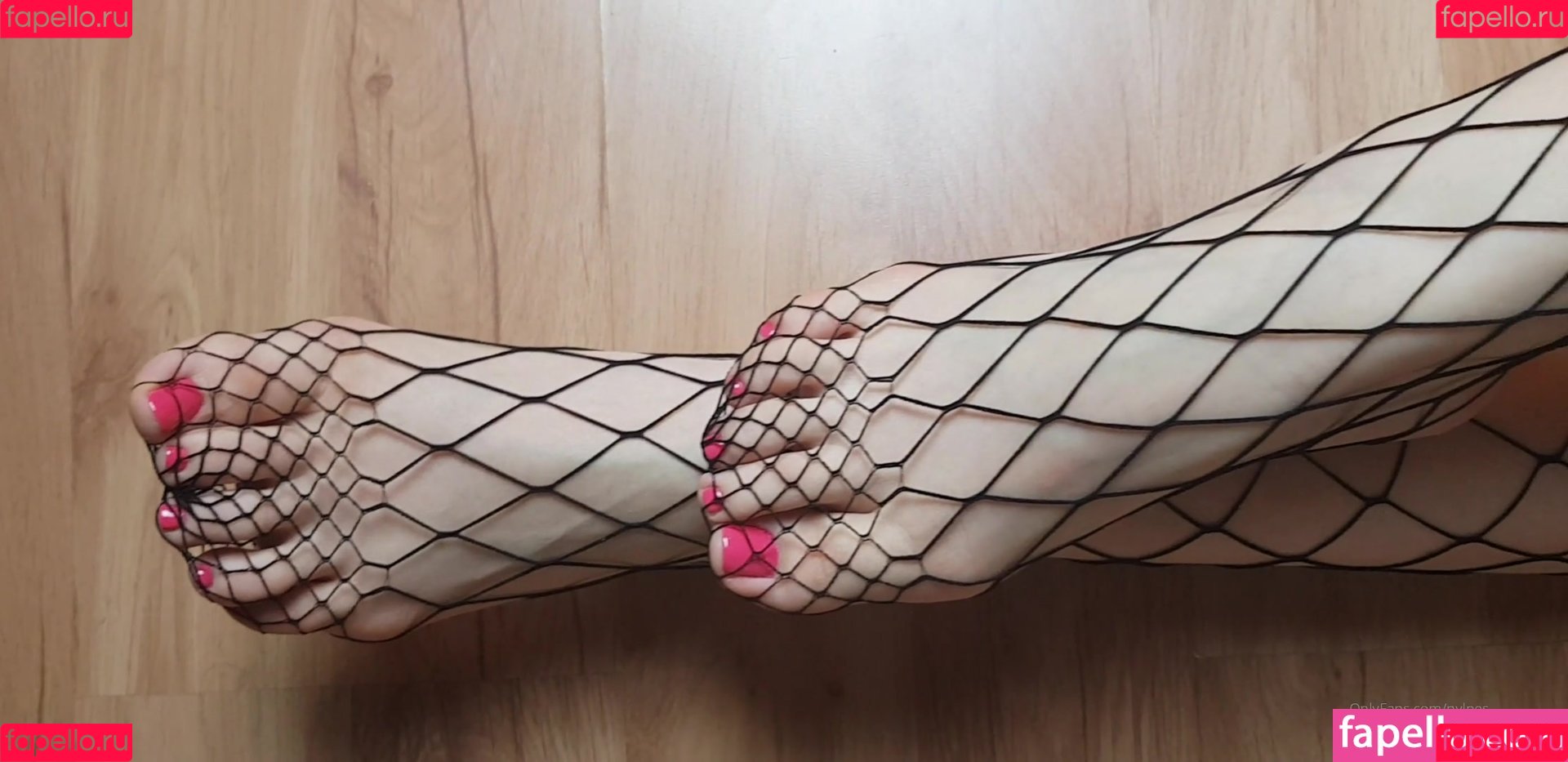 nylnes Onlyfans Photo Gallery 