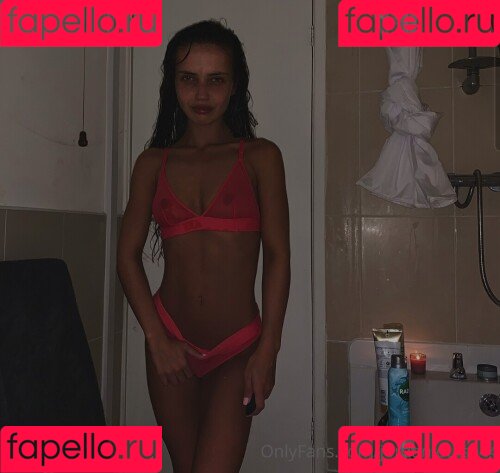 Jordan Louise Onlyfans Photo Gallery 