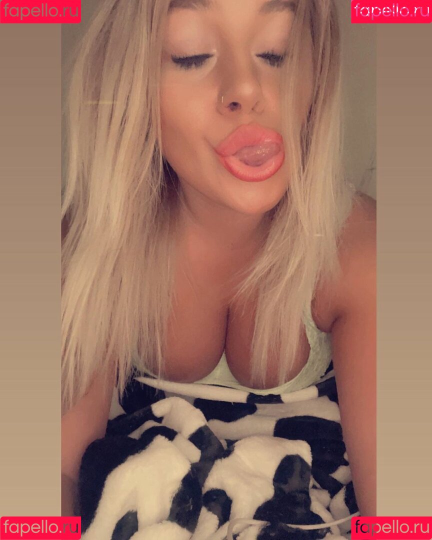 Mackenzie Spohn Onlyfans Photo Gallery 