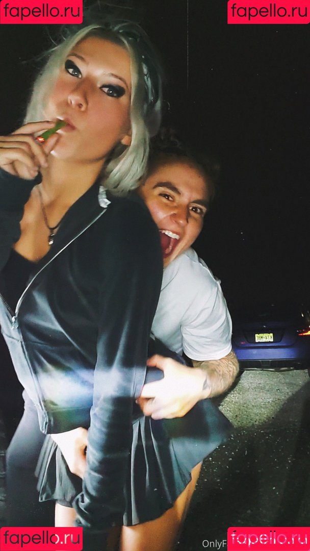 devilybuff Onlyfans Photo Gallery 