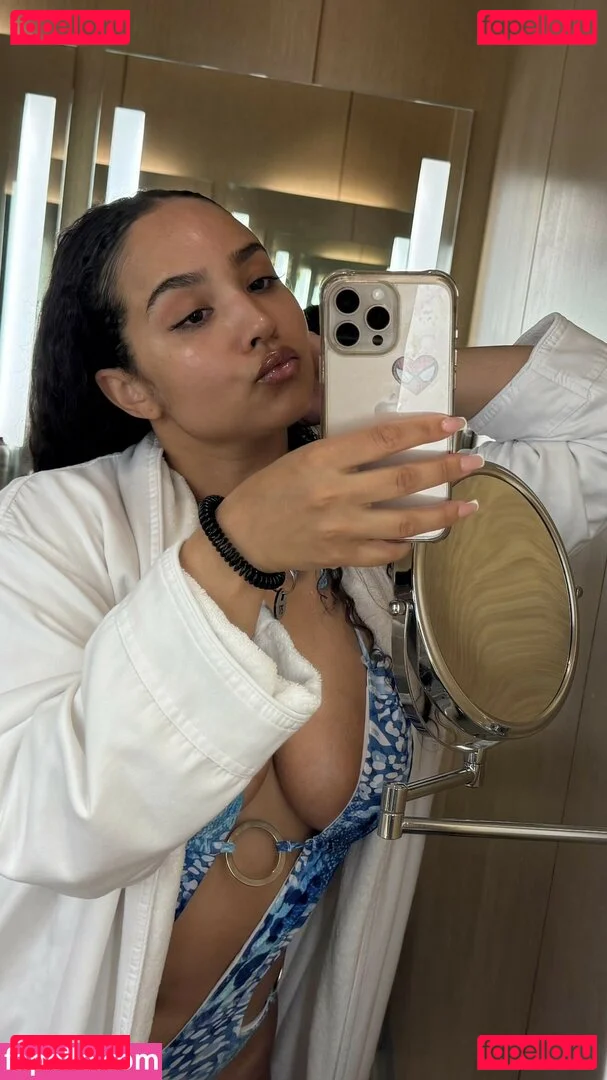 Demetria Onlyfans Photo Gallery 