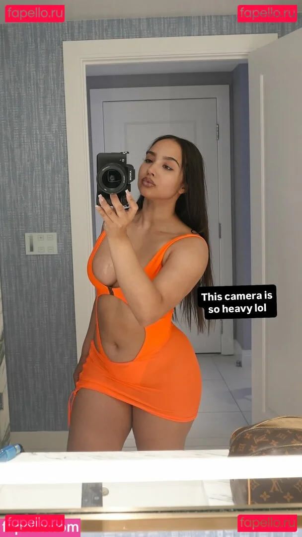 Demetria Onlyfans Photo Gallery 