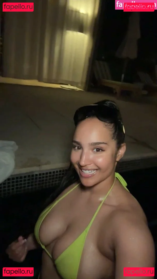 Demetria Onlyfans Photo Gallery 