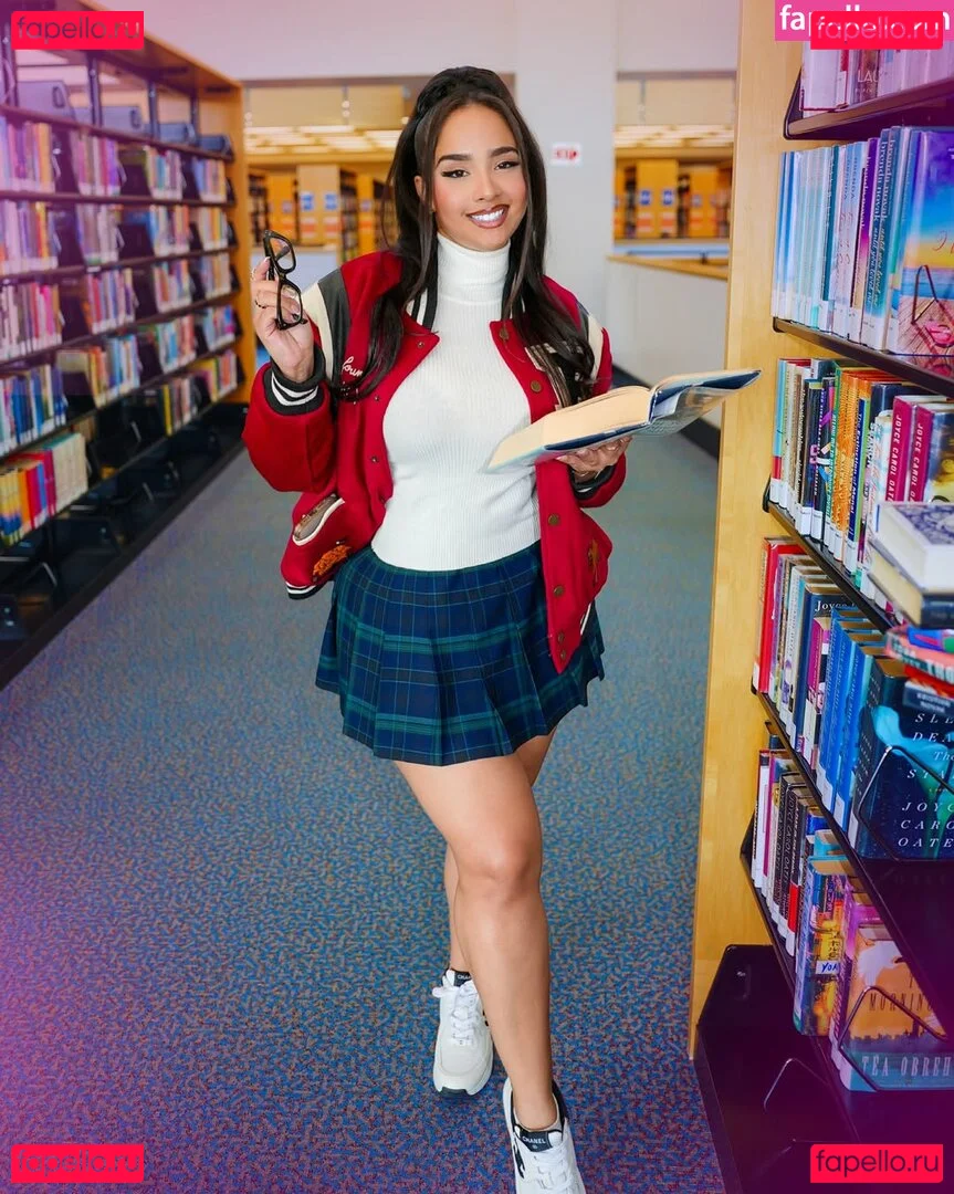 Demetria Onlyfans Photo Gallery 