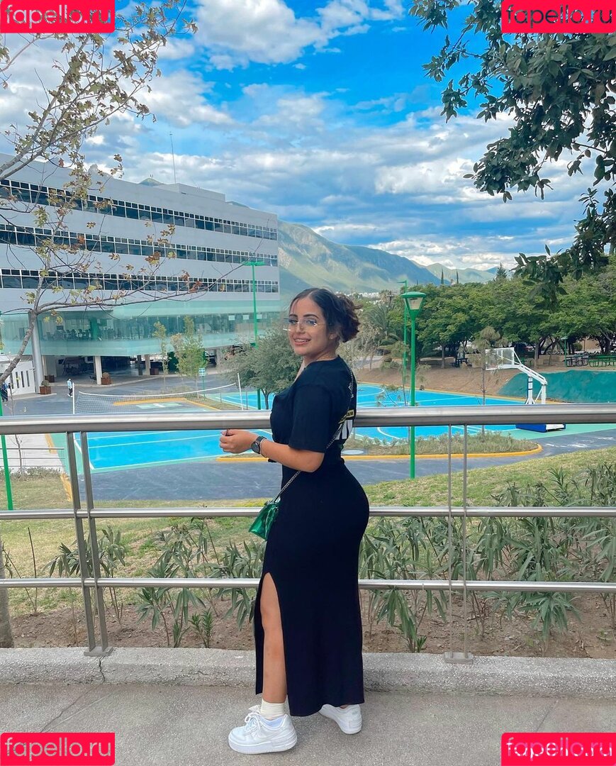 Frida Najera Onlyfans Photo Gallery 