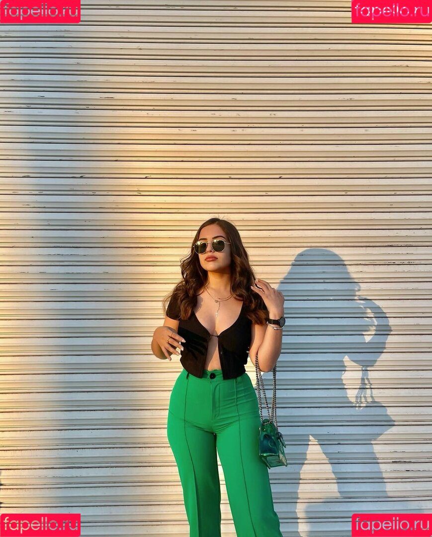 Frida Najera Onlyfans Photo Gallery 