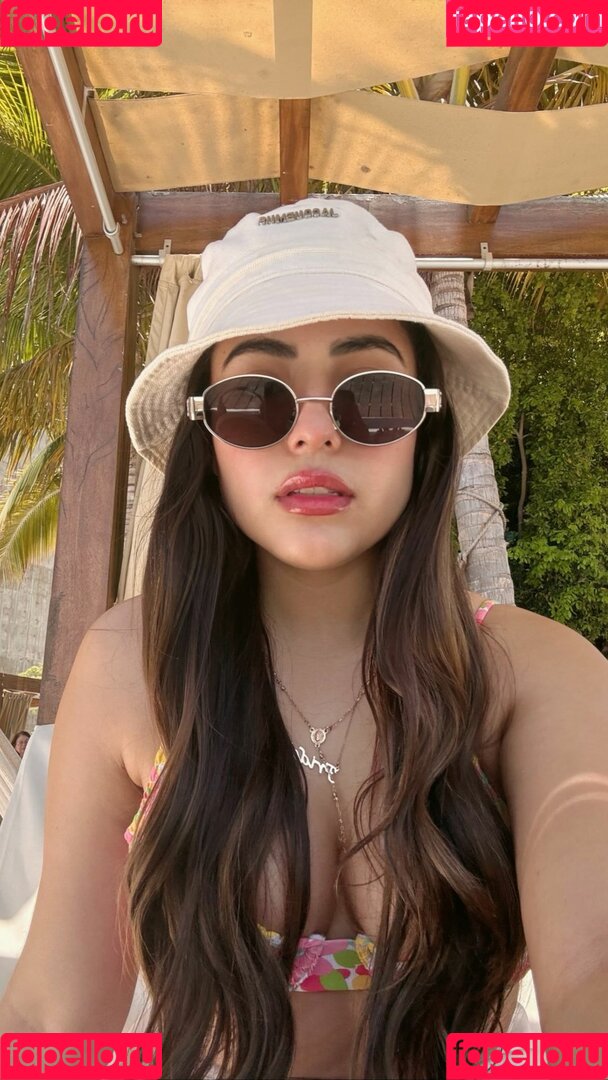 Frida Najera Onlyfans Photo Gallery 