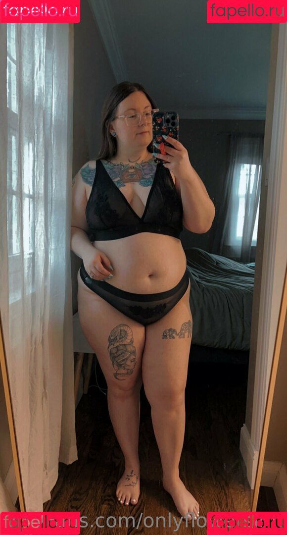 onlyflowersinhell Onlyfans Photo Gallery 