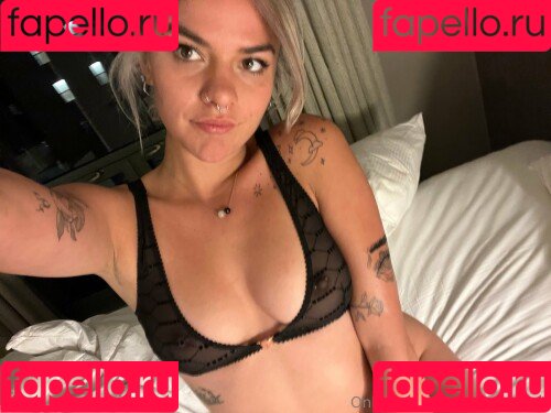 painted-ladi Onlyfans Photo Gallery 
