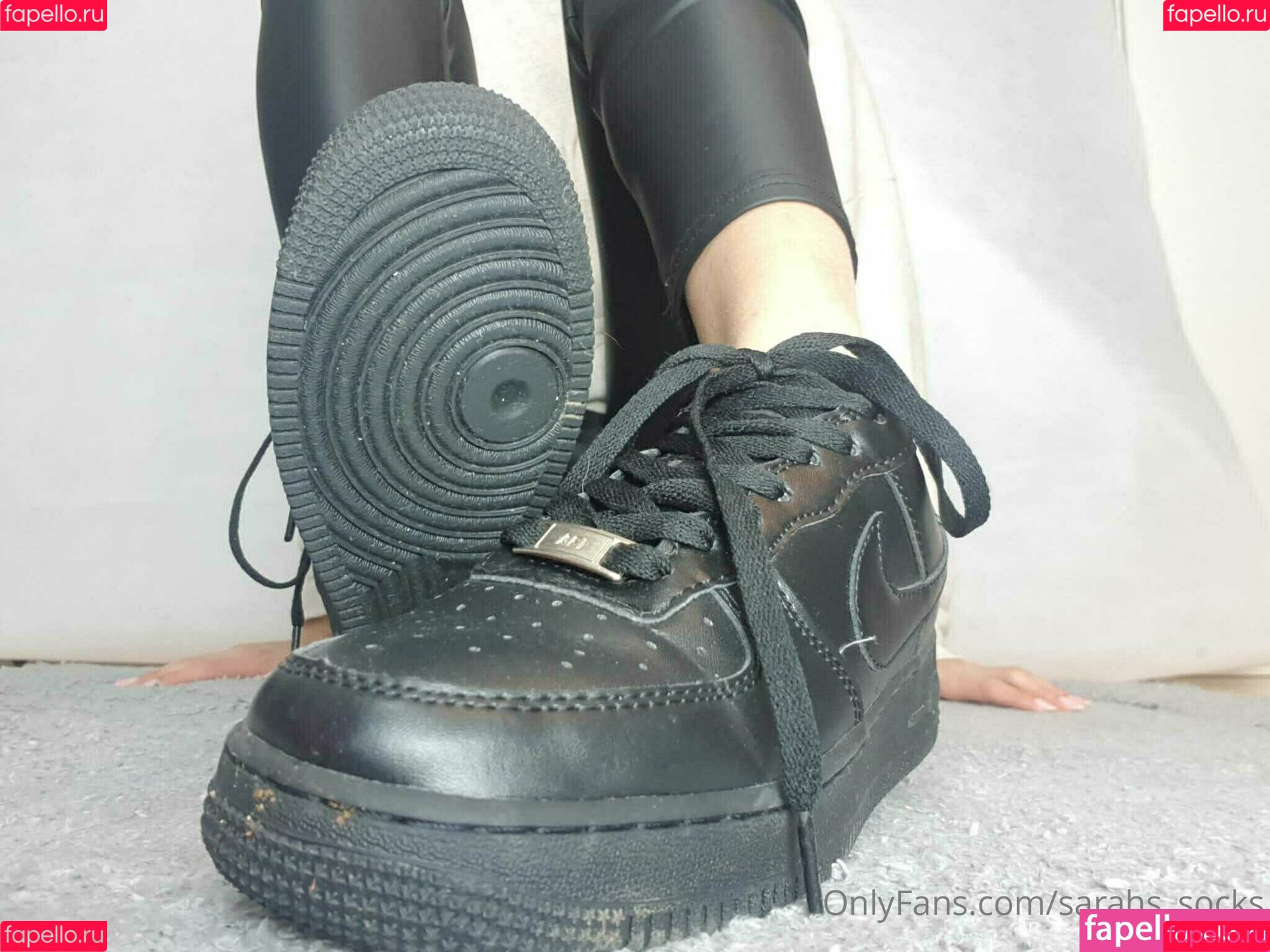 sarahs_socks Onlyfans Photo Gallery 