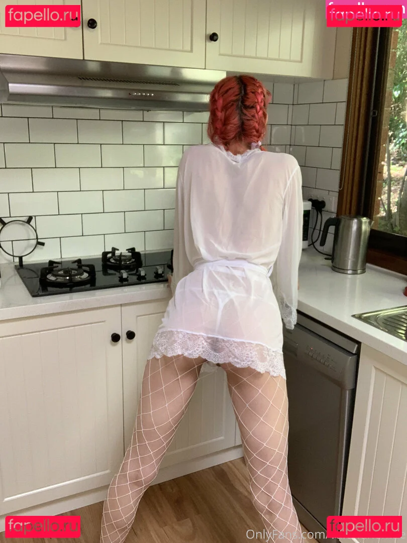 valentinemae Onlyfans Photo Gallery 