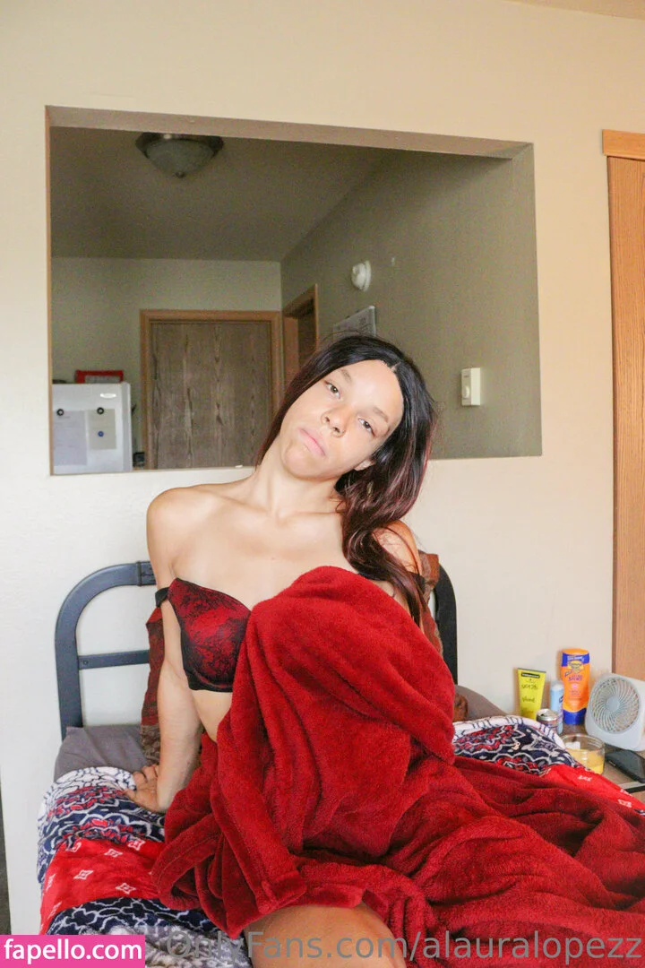 alauralopezz Onlyfans Photo Gallery 