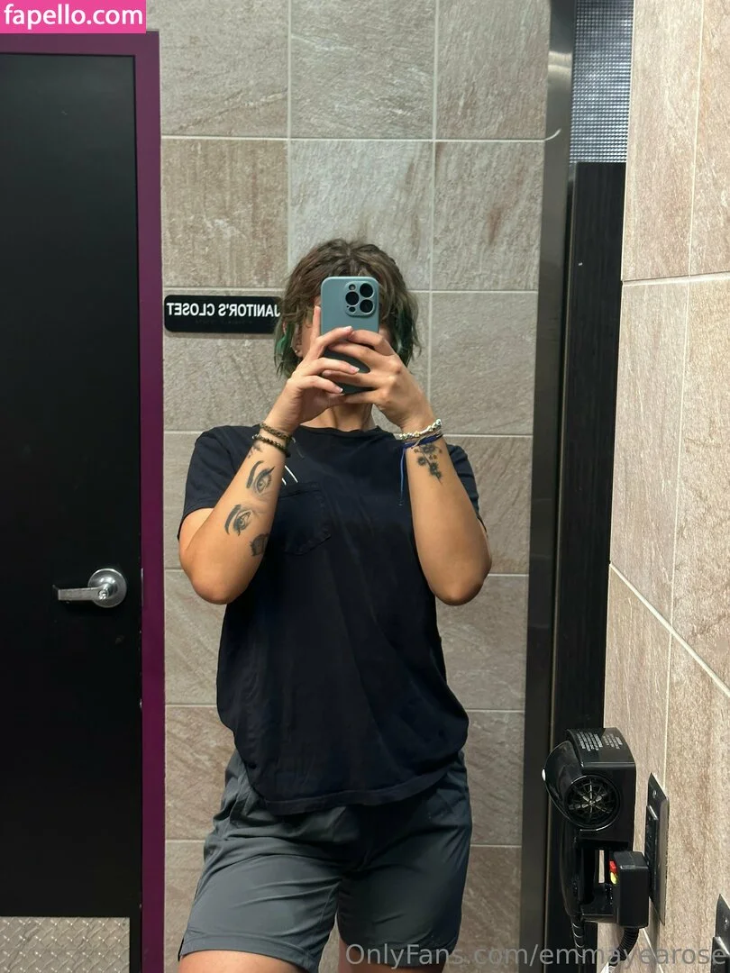 emmayearose Onlyfans Photo Gallery 