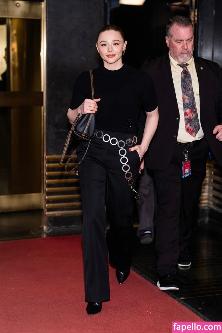 Chloë Grace Moretz Onlyfans Photo Gallery 