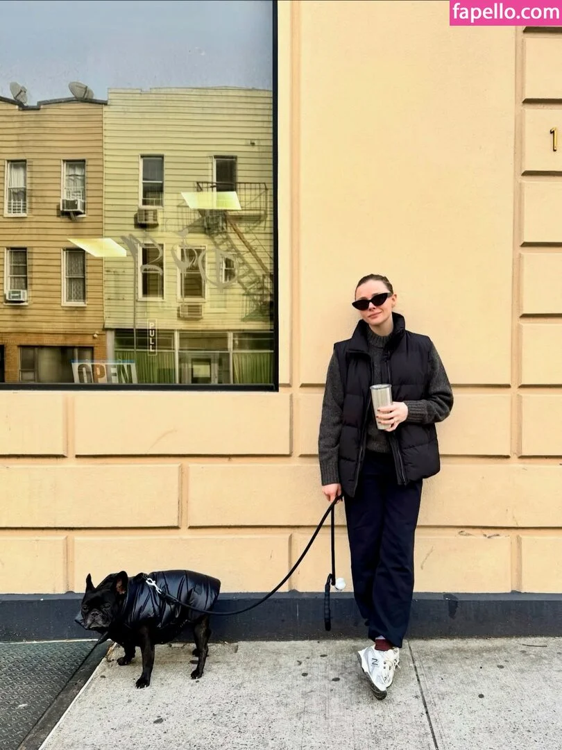 Chloë Grace Moretz Onlyfans Photo Gallery 