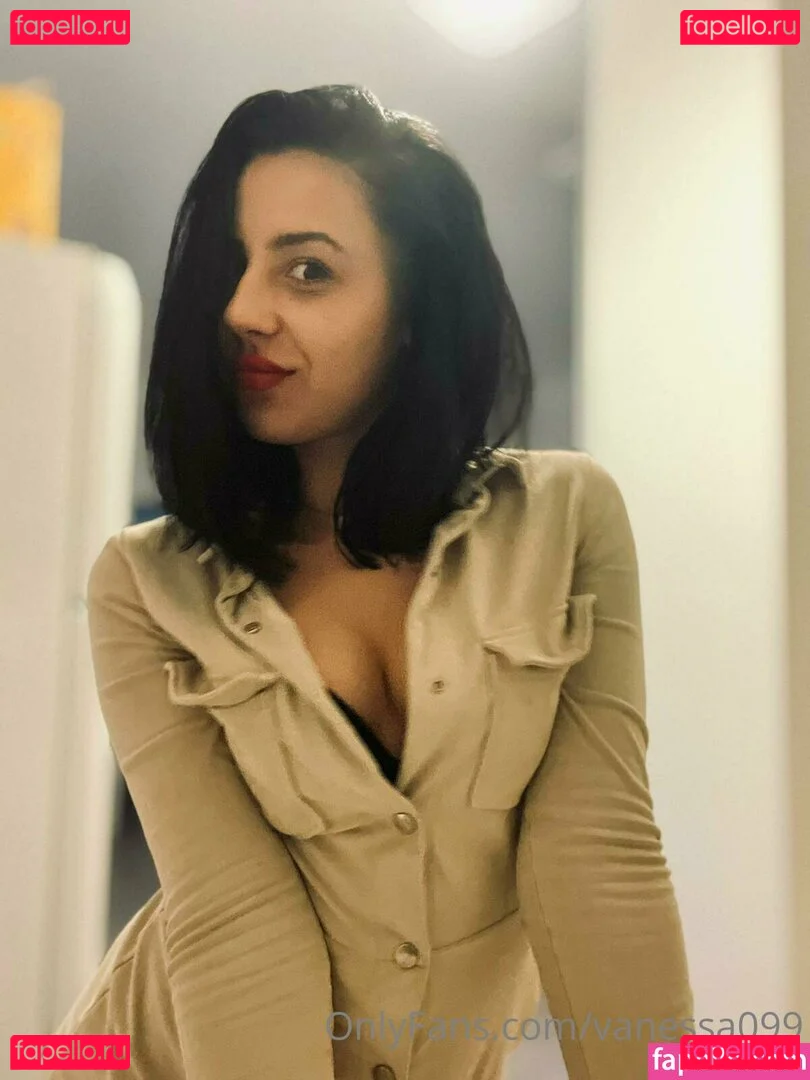 vanessa099 Onlyfans Photo Gallery 