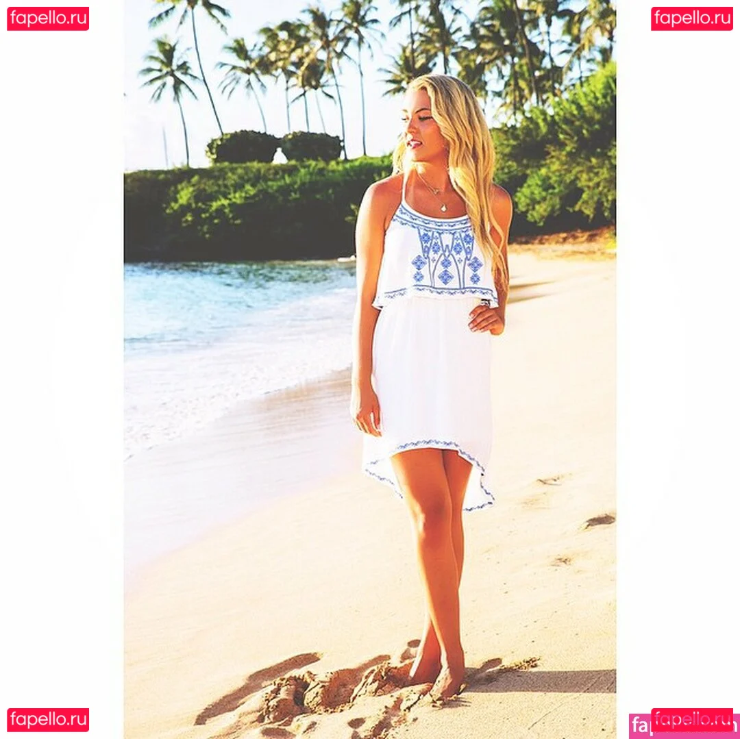 Caroline Wall Onlyfans Photo Gallery 