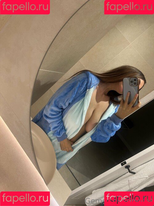 gem101 Onlyfans Photo Gallery 