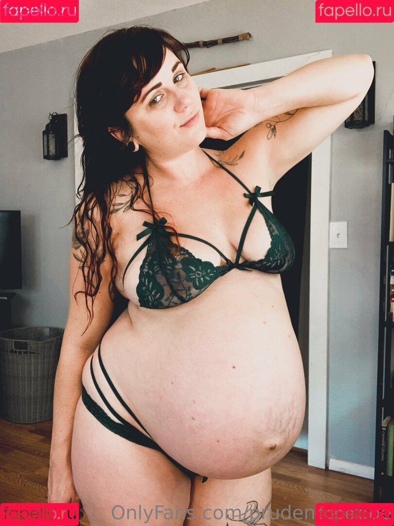 prudencenrope Onlyfans Photo Gallery 