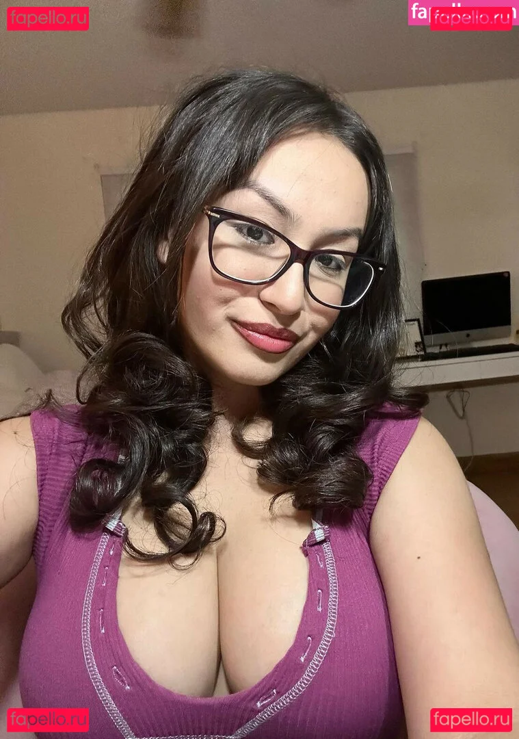 marigraceofficial Onlyfans Photo Gallery 