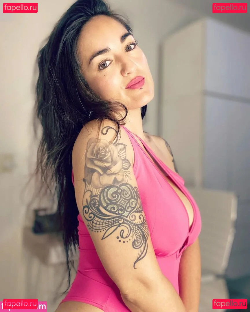 Julia Goddess Onlyfans Photo Gallery 