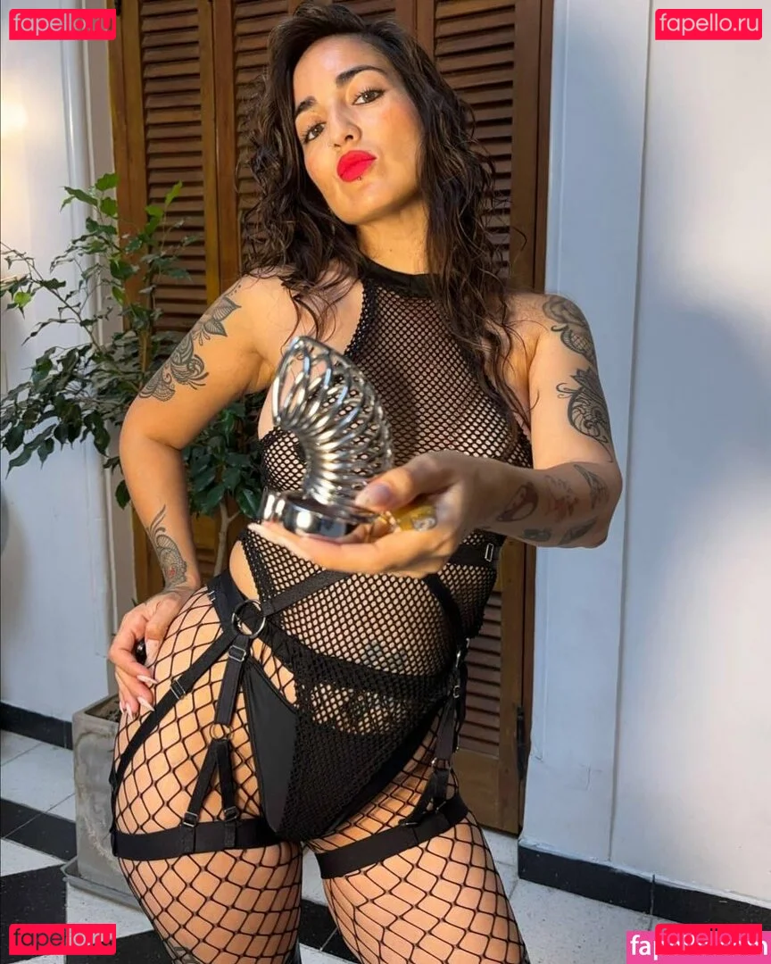 Julia Goddess Onlyfans Photo Gallery 