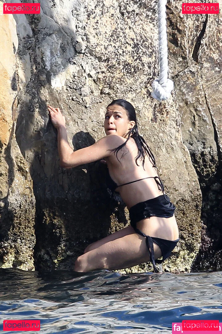 Michelle Rodriguez Onlyfans Photo Gallery 