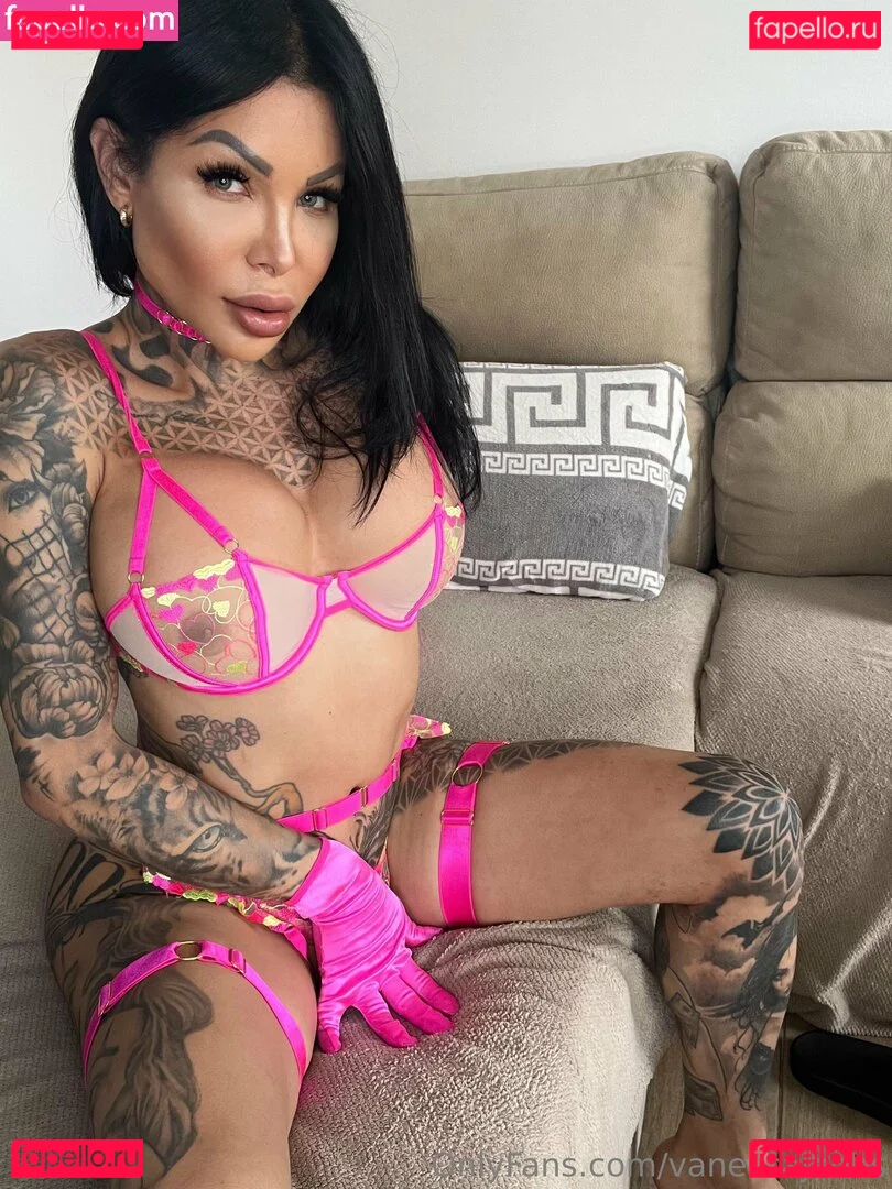 vanessajhons Onlyfans Photo Gallery 