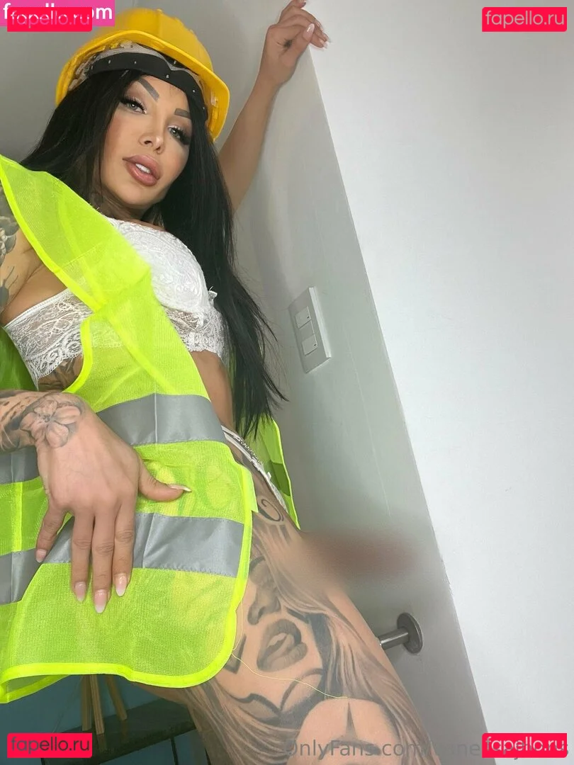 vanessajhons Onlyfans Photo Gallery 