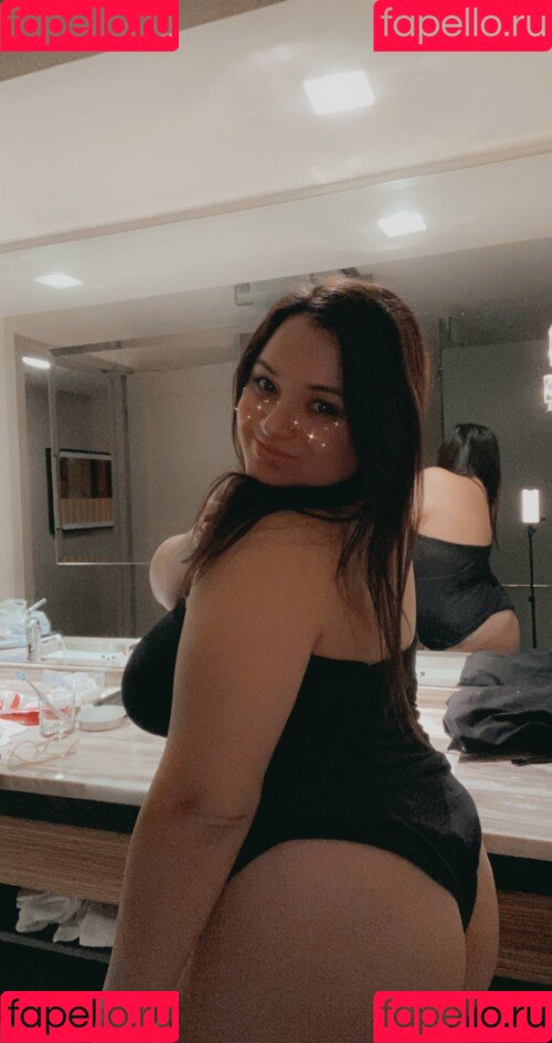 Lazeeza Onlyfans Photo Gallery 