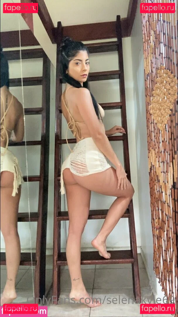 selenakyle69 Onlyfans Photo Gallery 