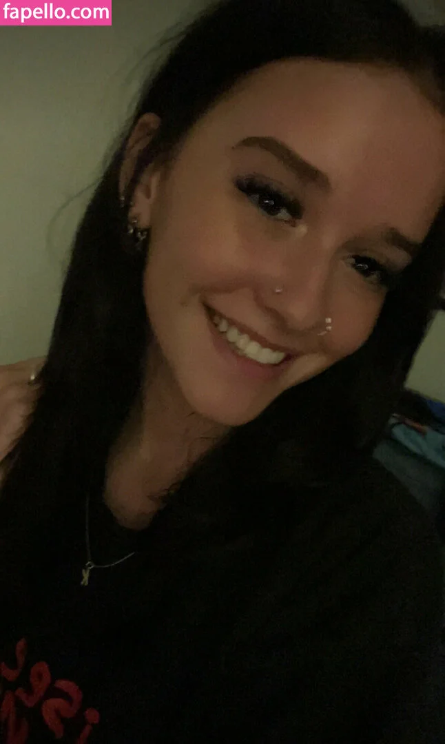 keeraleigh Onlyfans Photo Gallery 