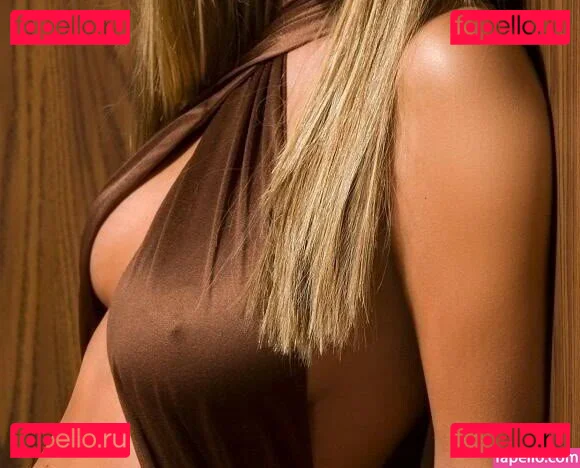 Tara Reid Onlyfans Photo Gallery 