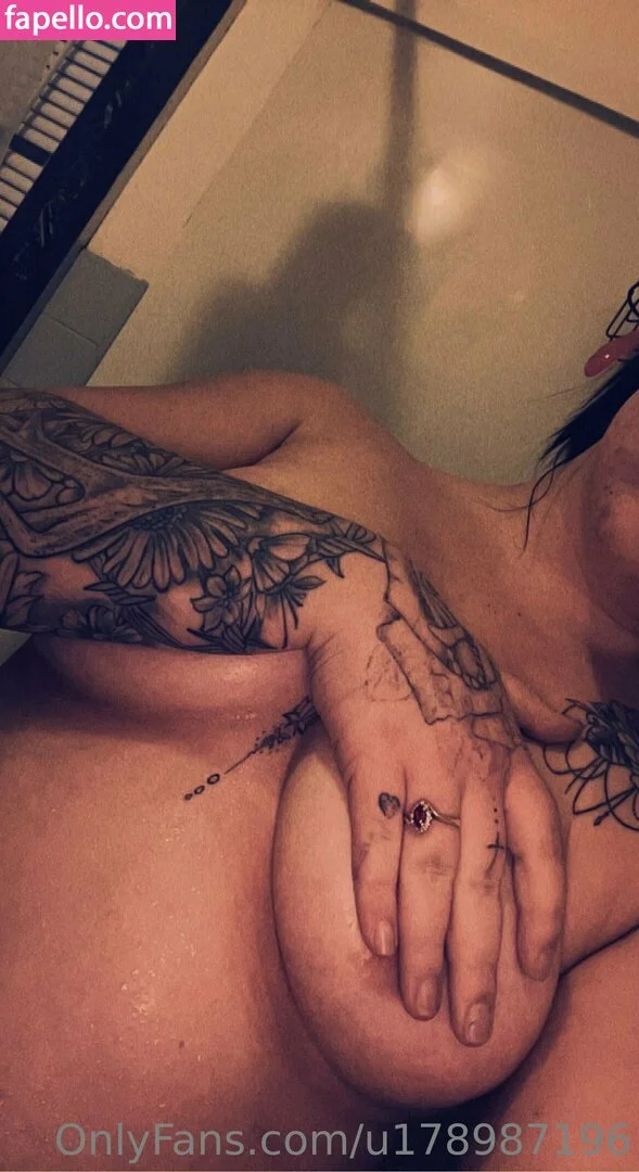 u178987196 Onlyfans Photo Gallery 