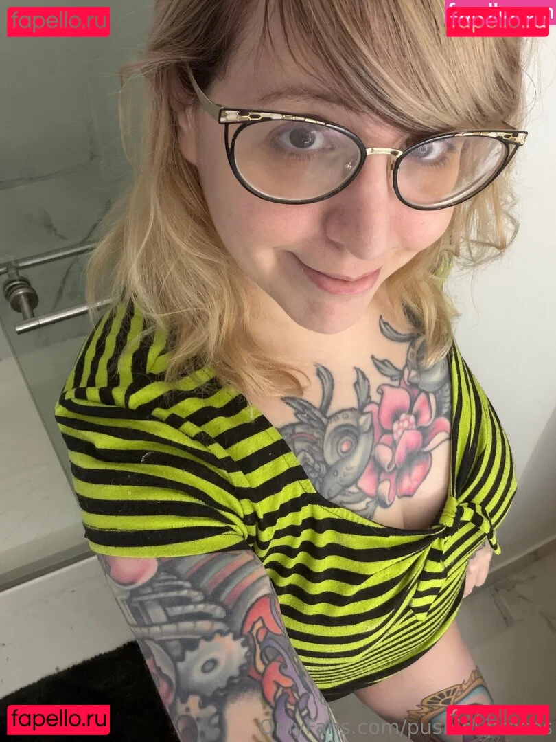 PushingUpRoses Onlyfans Photo Gallery 