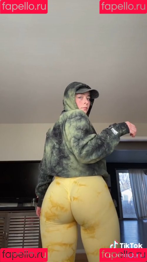 PeachsnBean Onlyfans Photo Gallery 