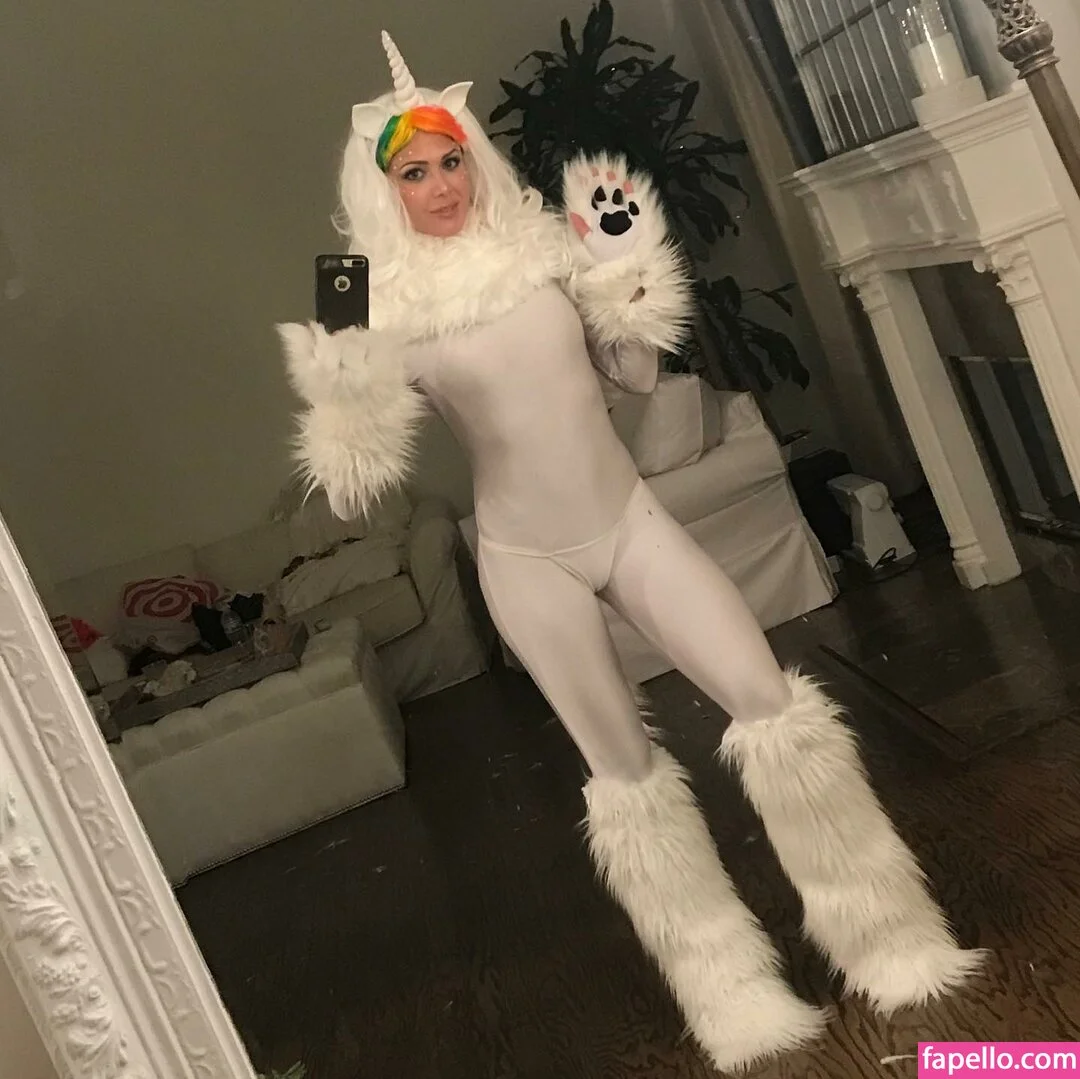 Torrie Wilson Onlyfans Photo Gallery 