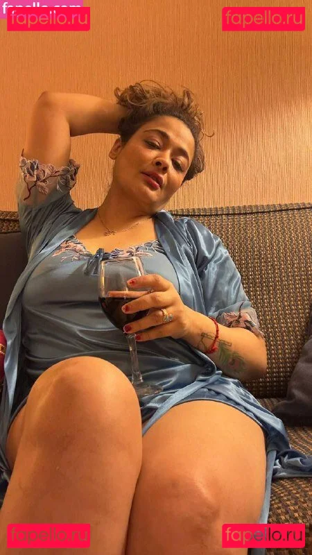 Kiran Onlyfans Photo Gallery 