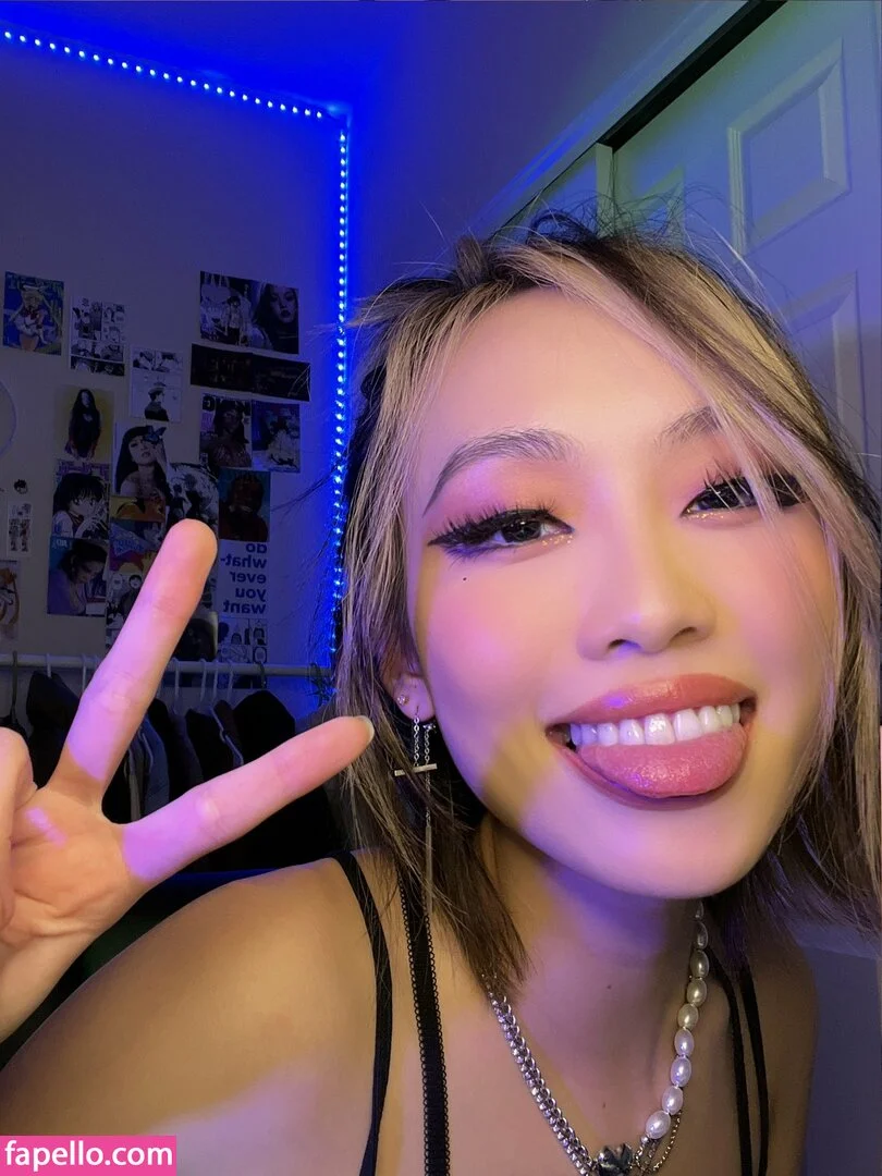 Chloe H Onlyfans Photo Gallery 