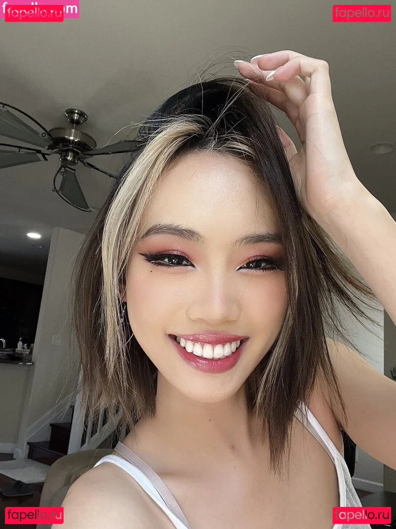 Chloe H Onlyfans Photo Gallery 