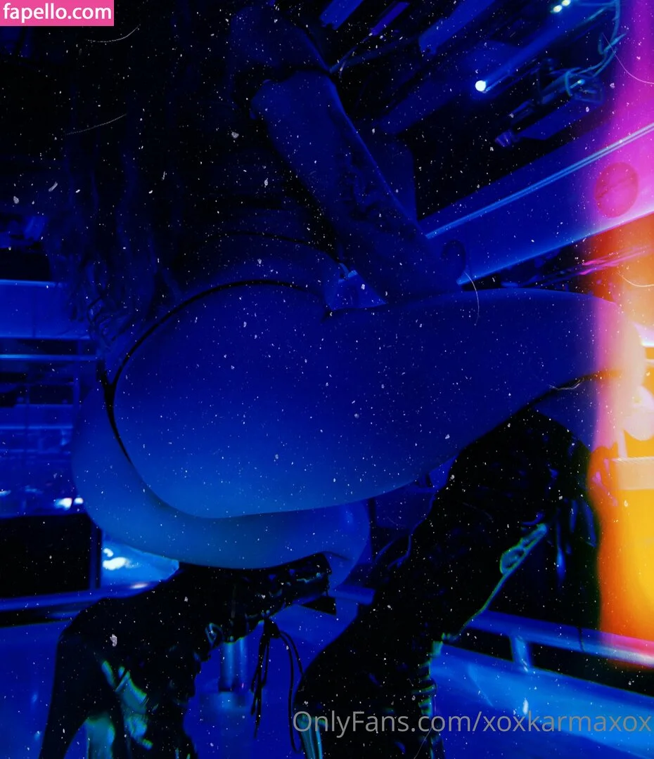 xoxkarmaxox Onlyfans Photo Gallery 