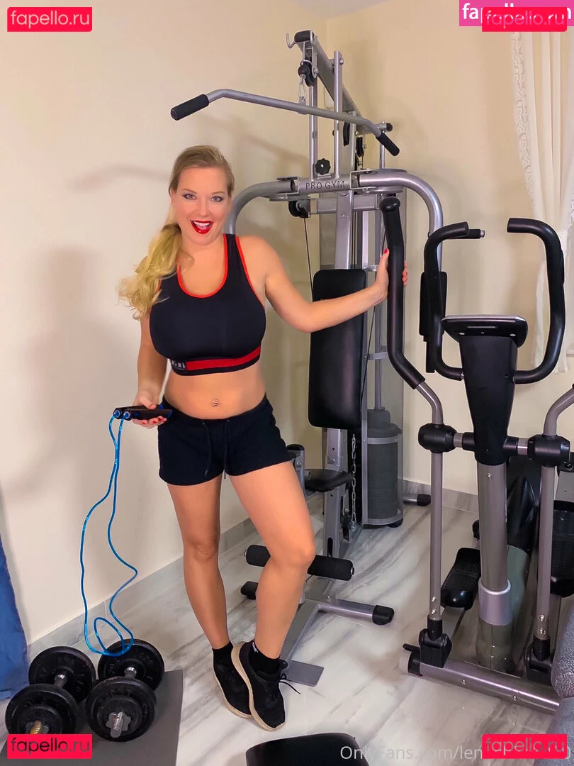 lenushka1050 Onlyfans Photo Gallery 