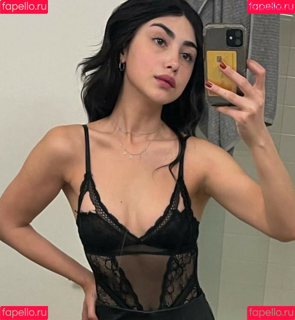 Alexa Mansour Onlyfans Photo Gallery 